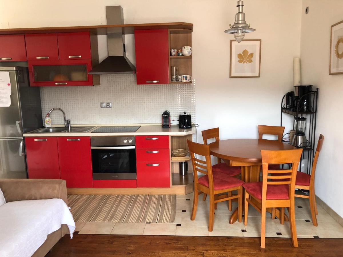 Bellavista Jelsa 2+2 Apartment *