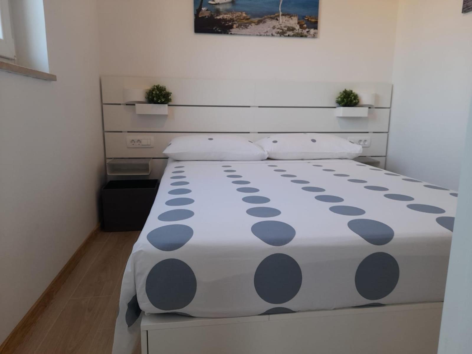 Apartment Bellavista Jelsa 2+2