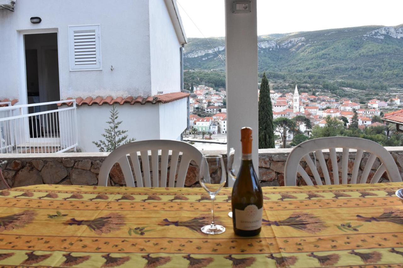 Bellavista Jelsa 2+2 *