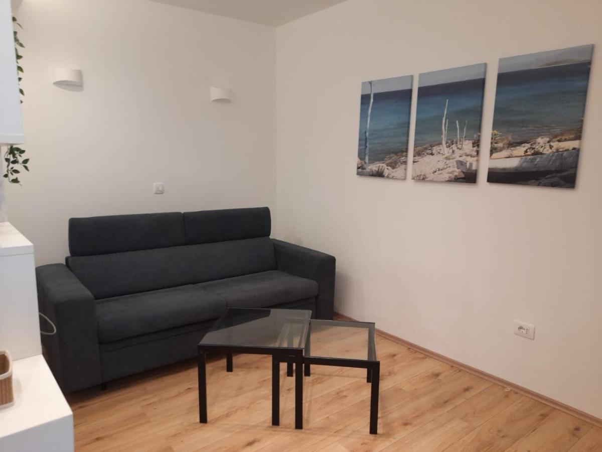 Bellavista Jelsa 2+2 Apartment *