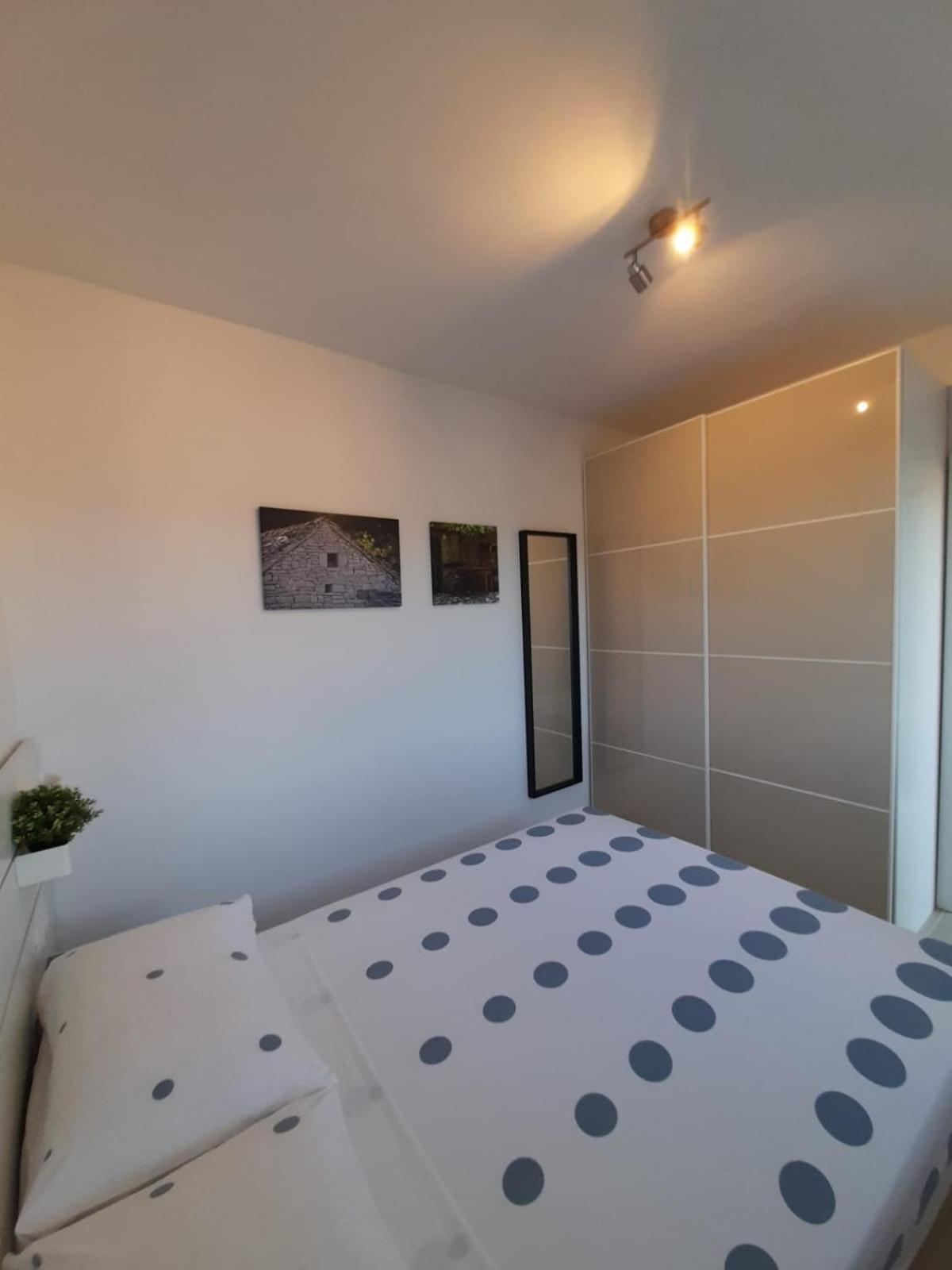 Bellavista Jelsa 2+2 Apartment